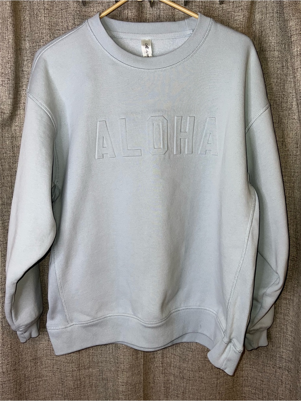Mahina Aloha Crewneck Embossed Graphic Sweatshirt Light Gray Cozy Casual OS